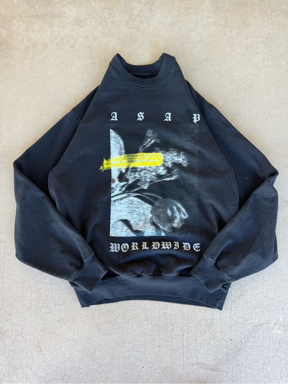 ASAP Worldwide Graphic Crewneck Sweatshirt Black – Small